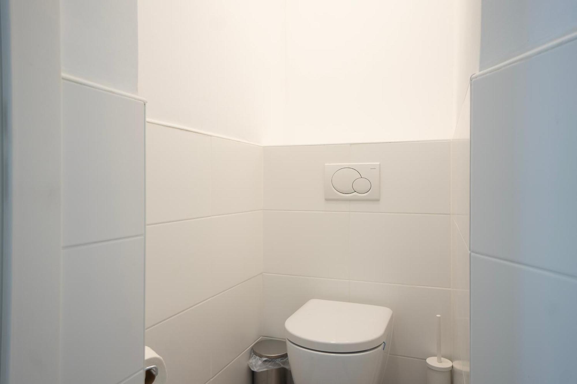 Apartment Charming 2-room With Balcony, 15 Min To Center *